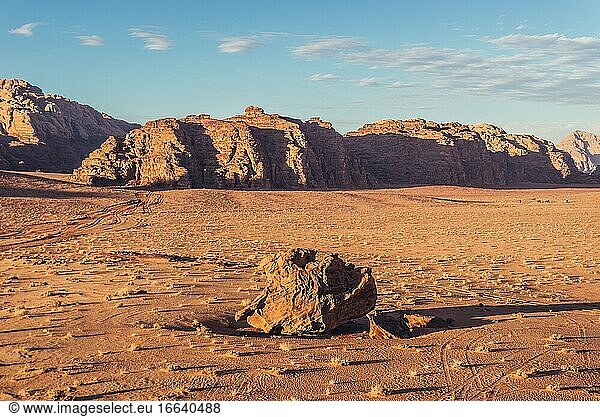 Um Sabatah im Wadi Rum Tal  auch Tal des Mondes in Jordanien genannt.