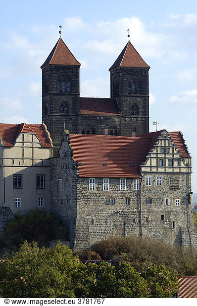 UNESCO-Welterbestätte Quedlinburg Deutschland  Sachsen-Anhalt Blick auf den Burgberg