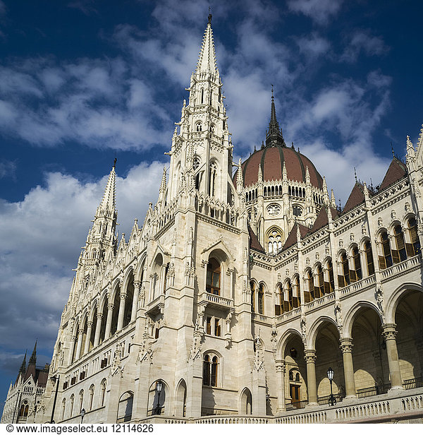 Ungarisches Parlamentsgebäude; Budapest  Budapest  Ungarn