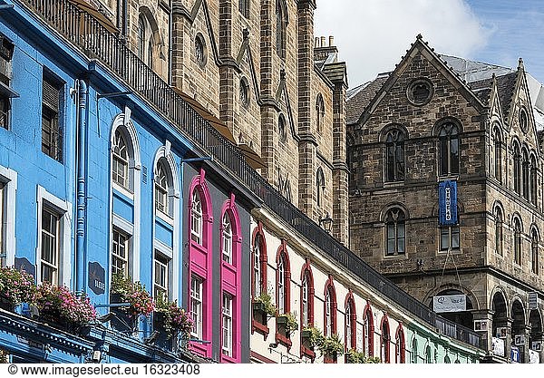 United Kingdom  Scotland  Edinburgh  colorful row of houses in Victoria Street