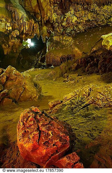Unterirdische Höhlen. Chiang Dao  Thailand  Asien