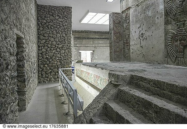 Unterirdischer Museumsbereich  Ruinenstadt Teotihuacan  Mexiko  Mittelamerika