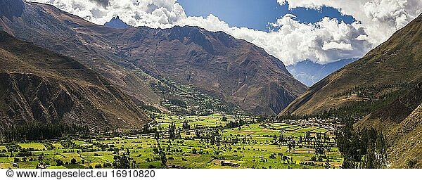 Urubamba-Tal bei Ollantaytambo  Heiliges Tal der Inkas  nahe Cusco  Peru