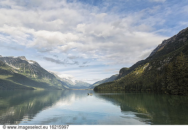 USA  Alaska  View of Chilkoot Lake