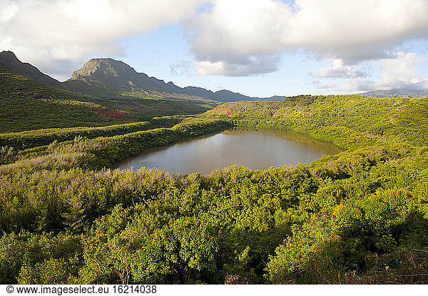 USA  Hawaii  View of Menehune Fishponds