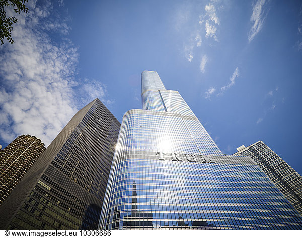 USA  Illinois  Chicago  Marina City  Langham Hotel  Trump Tower