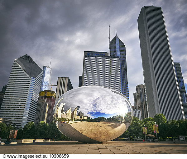 USA  Illinois  Chicago  Millenium Park  Cloud Gate  Bean  Anish Kapoor