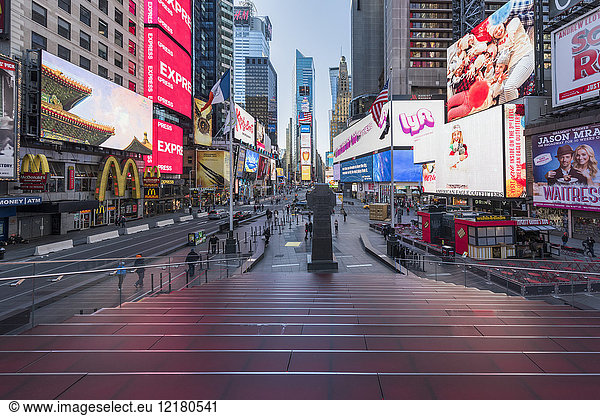 USA  New York City  Manhattan  Times Square