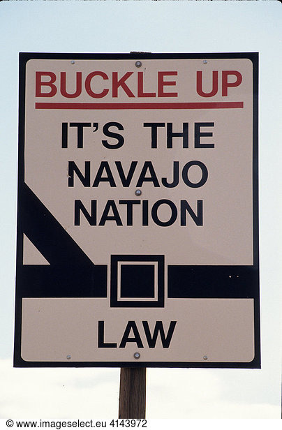 USA  United States of America  Arizona: Roadsign to buckle up while driving.