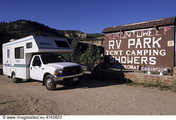 USA  United States of America  Arizona : Traveliing in a Motorhome  RV  through the west of the US.