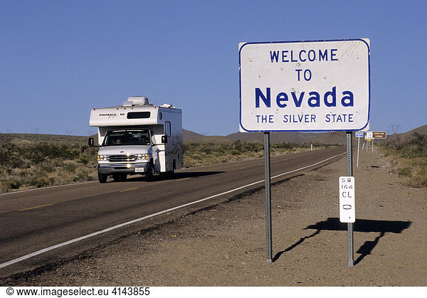 USA  United States of America  Nevada: Traveliing in a Motorhome  RV  through the west of the US.