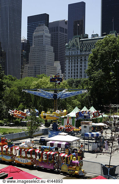 USA  United States of America  New York City: Kids carnival in Central Park. Wollman Memorial Rink.