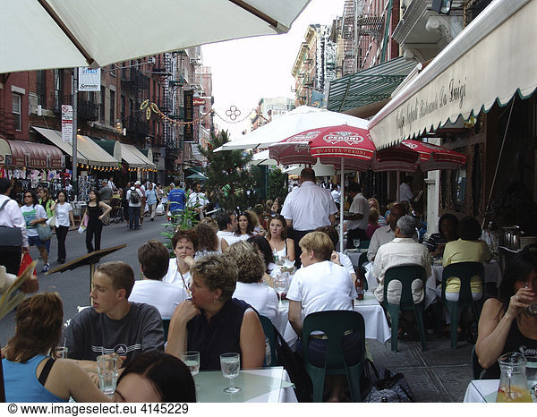 USA  United States of America  New York City: Little Italy  shops and Restaurants on Mulberry Street.