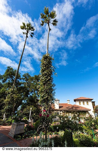 Vereinigte Staaten von Amerika USA Palast Schloß Schlösser Baum Garten Kalifornien