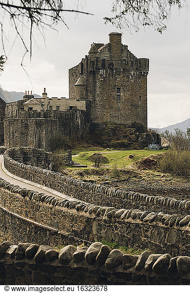Vereinigtes Königreich  Dornie  Eilean Donan Castle