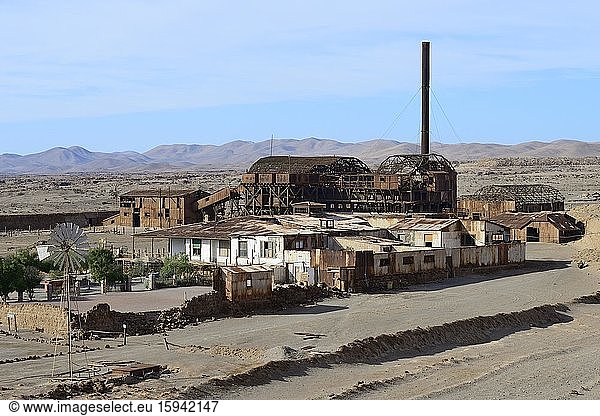 Verfallene Fabrikgebäude Geisterstadt Humberstone Salpeterwerke Region Tarapacá Chile Südamerika