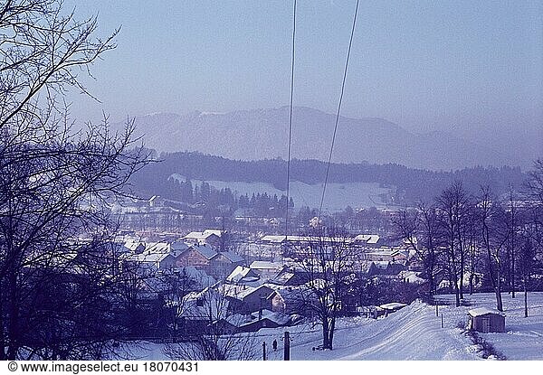 View of Bad Tölz and Blomberg  Bavaria  Isarwinkel  house  60s  1960s  1960s  Alpine foreland  winter  winterly  Blomberg  Germany  Europe
