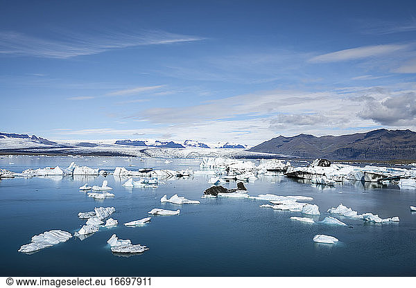 View of icebergs floating on Jokulsarlon Glacier Lagoon  Iceland