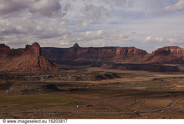 View of Indian Creek recreation area  Utah  USA