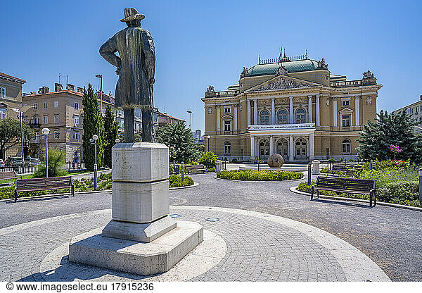 View of Ivan Zajc statue in Theatre Park and Croatian National Theatre  Rijeka  Kvarner Bay  Croatia  Europe
