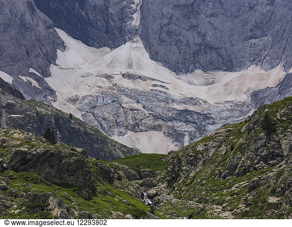 View of mount and glacier Vignemale  Cauterets  France