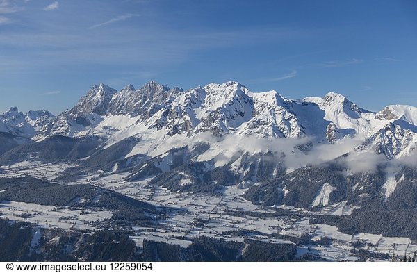 View of the Dachstein massif in winter  Schladming  Styria  Austria  Europe