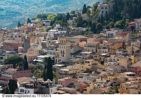 View of the hill town of Taormina  Sicily  Italy  Mediterranean  Europe