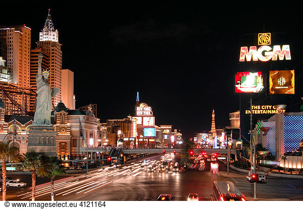 View of the Strip toward the the north: New York  MGM Grand  Paris  Aladdin  and Caesar's Palace casinos  Las Vegas Boulevard  Las Vegas  Nevada  USA  North America