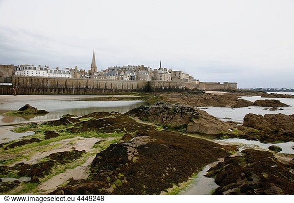 View over the walled city of Saint Malo  Brittany  France