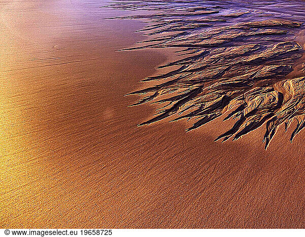 Visual metaphors about sand- Matosinhos