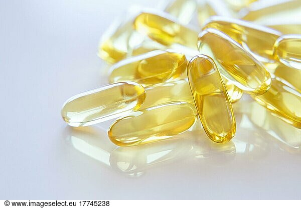 Vitamin D softgel capsules