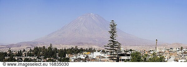 Vulkan El Misti (auch bekannt als Guagua Putina)  5822 m  Arequipa  Peru