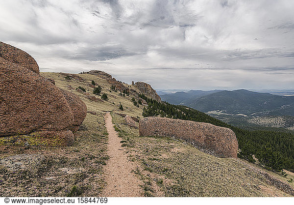 Wanderweg in der Wildnis des Lost Creek