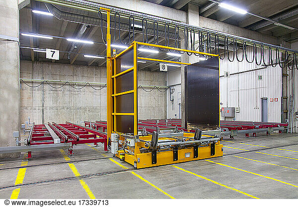 Warehouse distribution centre,  Steel platforms and pallets