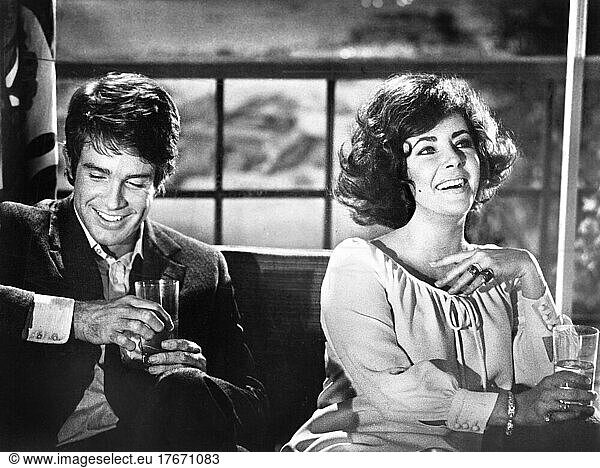 Warren Beatty  Elizabeth Taylor  on-set of the film  'The Only Game In Town'  20th Century-Fox  1970