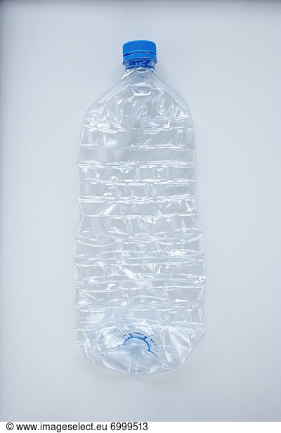 Wasser  Kunststoff  Vernichtung  Flasche