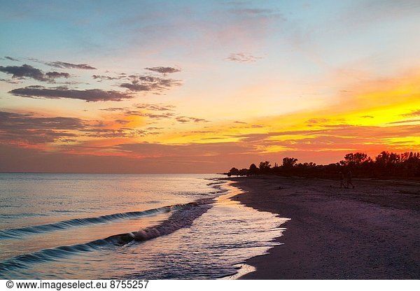 Wasser  Wolke  Strand  Sonnenuntergang  Himmel  Golf von Mexiko  Abenddämmerung  Florida  Sanibel Island  Brandung