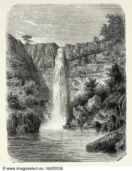 Wasserfall am Fluss Reb  Äthiopien. Alter Stich aus dem XIX. Jahrhundert aus Journey in Abyssinia Le Tour du Monde 1864.