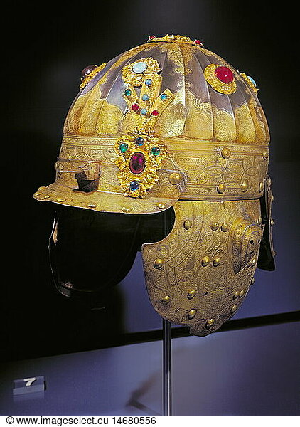 weapons/arms  defensive arms  helmets  ceremonial Burgonet  oriental style  Nuremberg  circa 1600