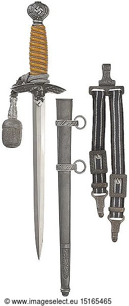 weapons  dagger  20th century