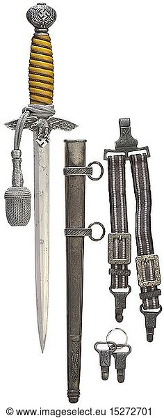 weapons  dagger  20th century