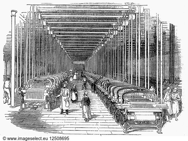 Webschuppen mit Reihen von Webstühlen  die durch Riemen und Wellen angetrieben werden  um 1840. Künstler: Unbekannt
