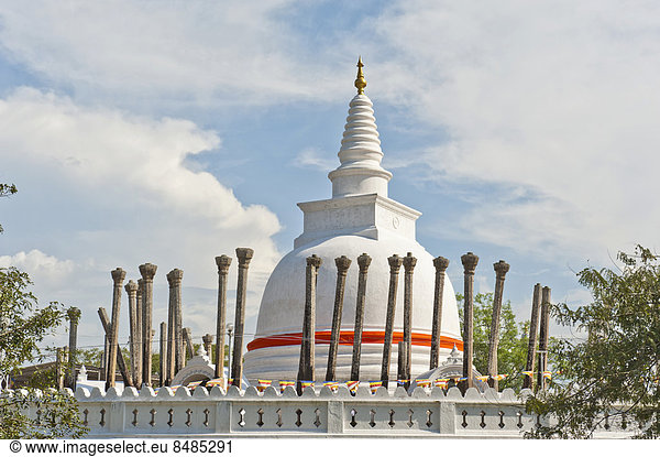 Wei_er Stupa  Thuparama Dagoba  Anuradhapura  Sri Lanka