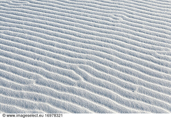 Weißes Sandmuster im White Sands National Park