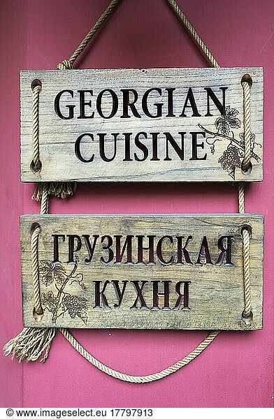 Werbung für georgische Küche in englischer und georgischer Sprache  Tiflis  Georgien  Kaukasus  Mittlerer Osten  Asien