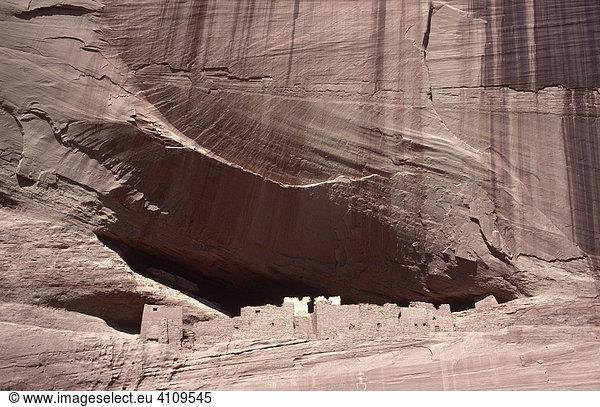 White House Ruins  Ruinen einer alten Indianerkultur  Canyon de Chelly  Arizona  USA  Nordamerika