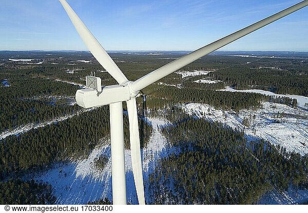 Windkraftanlage einige Kilometer südöstlich von Avesta  Dalarna  Schweden.