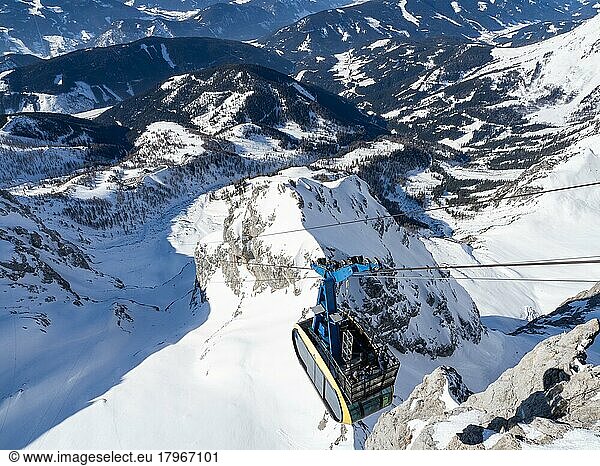 Winter landscape  panorama gondola of the Dachstein Gletscherbahn  Ramsau am Dachstein  Styria  Austria  Europe