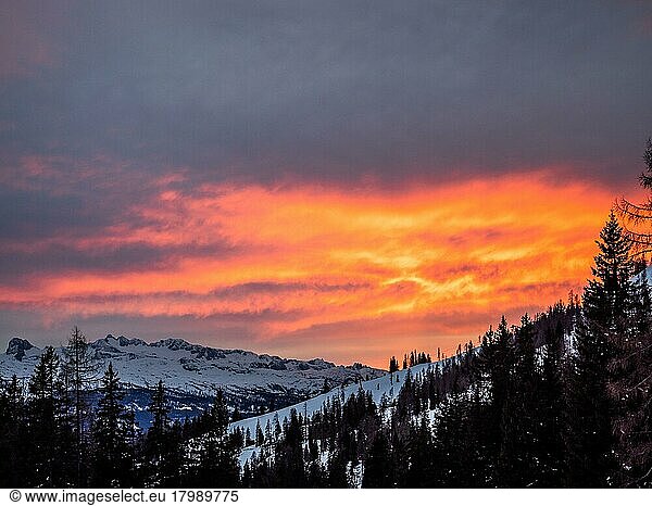 Winter landscape  sunset over the Dachstein massif  Tauplitzalm  Styria  Austria  Europe