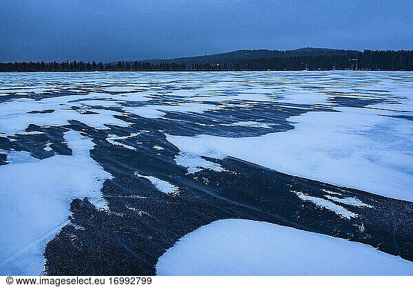 Winterlandschaft  Akaslompolo  Lappland  Finnland
